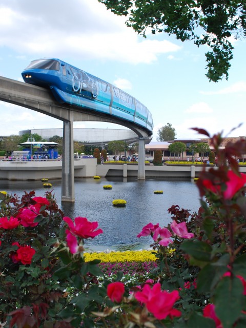 Monorail arriving Epcot Center